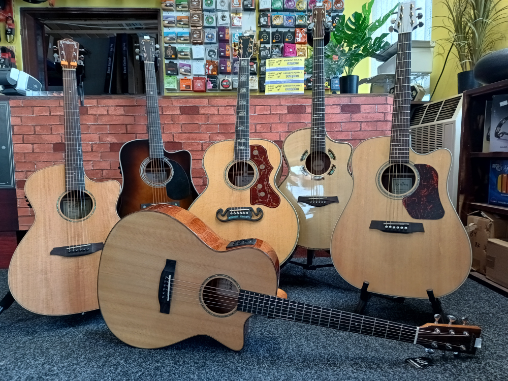 hudebninastrojetrebic12