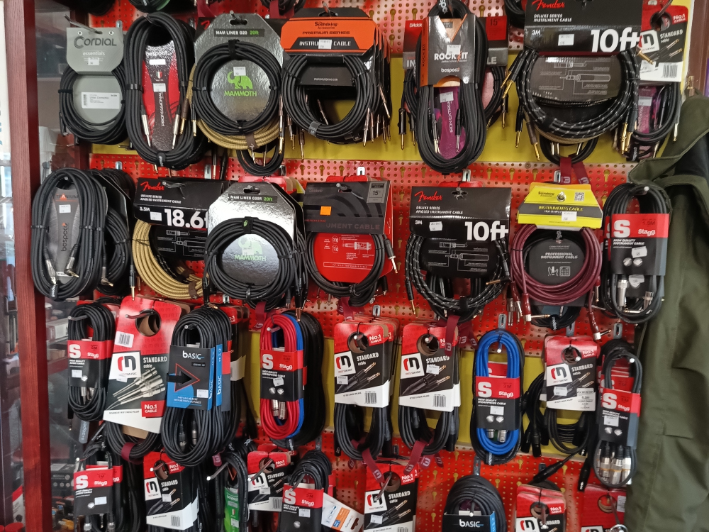 hudebninastrojetrebic9